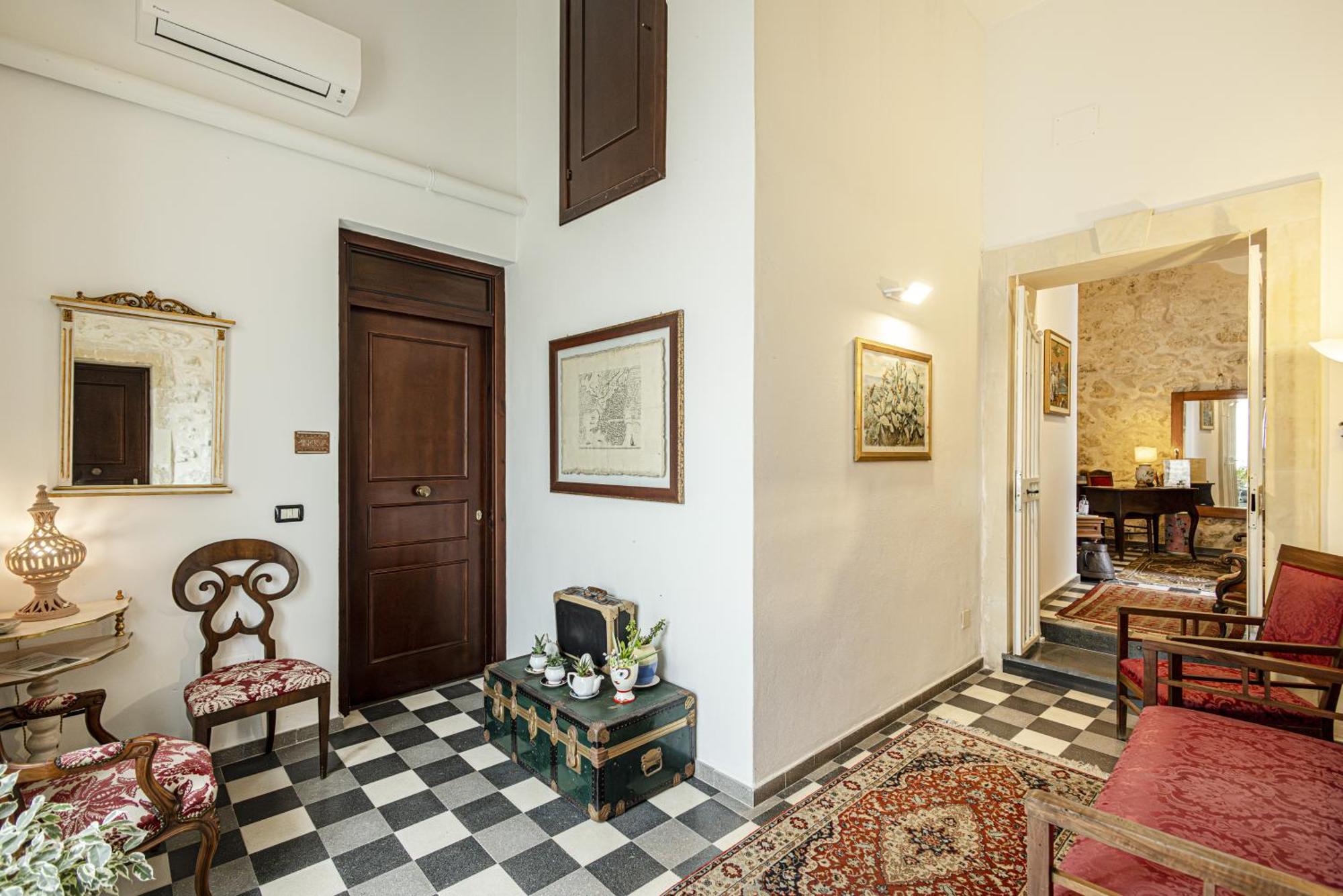Lakkios Charming Suites And Rooms シラクーサ エクステリア 写真